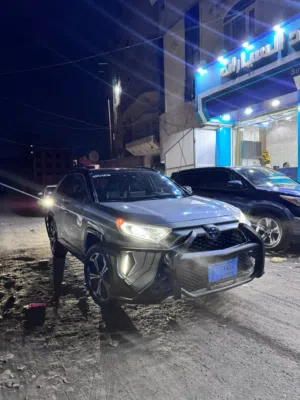 Used Toyota RAV 4 in Sana'a