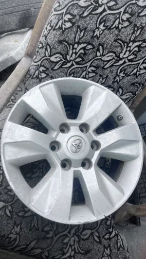 جنط تويوتا هايلكس