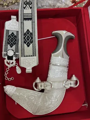 خنجر زراف هندي شغل جميل وثقيل