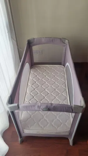 Baby bed - سرير طفل