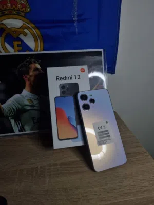 هاتف نوع Redmi12 بحاله ممتازه جدا  الجهاز مش مغيير شي تبارك الرحمن قاعد بحاله الوكاله