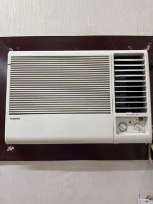 Air condition Toshiba 2 ton Good condition piston
