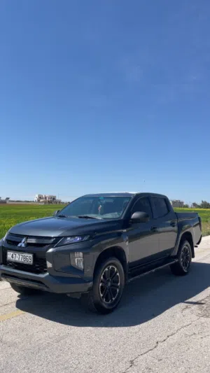 Used Mitsubishi L200 in Madaba