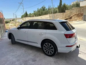 used-audi-q7-in-tubas