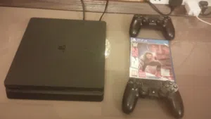 1TB (بلايستيشن (4