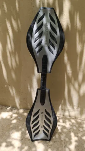 لوح تزلج ريب ستيك أصلي Razor RipStik Classic (سكيت بورد) بحالة ممتازة