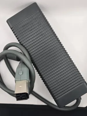 محول xbox 360 مستعمل نظيف جدا بدون اي مشاكل