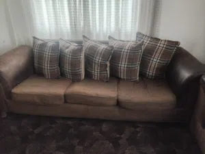 طقم كنب 7 مقاعد