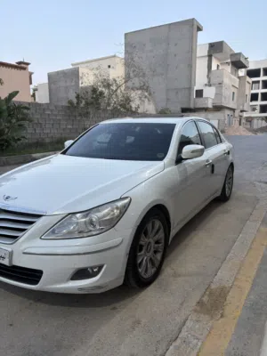 هونداي جينيسس 2010