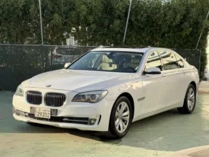 للبيع كاش بالأقساط BMW730I