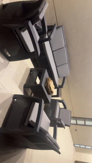 للبيع طقم حديقة خارجي جديد