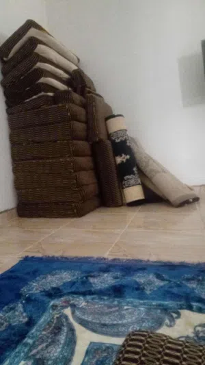 صالون ارضي نوع قديم