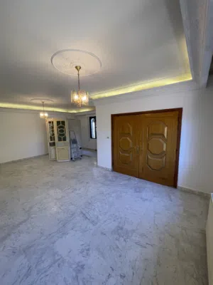 210 m2 3 Bedrooms Apartments for Rent in Amman Daheit Al Rasheed