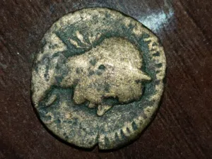 عملة معدنية رومانية