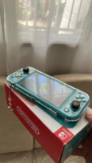 Nintindo switch lite excellent condition