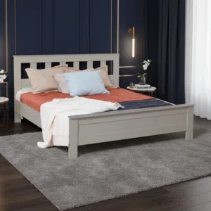 تصميم مودرن أنيق يجمع بين اللون الأبيض ولمسات خشب السنديان الجمالية. مقاس كينج واسع 180 في 200 سم يو