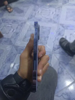 آيفون 13 برو المساحه256! بطاريه80 في مشكله وحده اهتزاز في الكاميرا على زوم3وفوق فقط