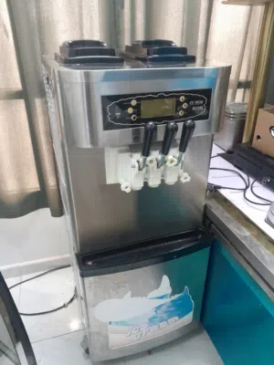 ice cream machine with double compressor