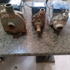 مضخات مياه للبيع