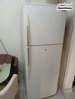 ثلاجة سامسونج واثاث للبيع