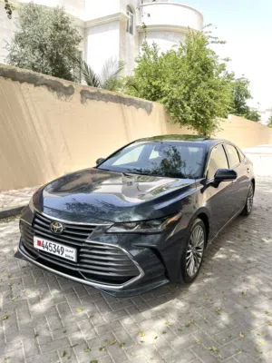 2022 Toyota Avalon Limited excellent condition