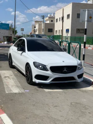 مرسيدس بنز c200 2017