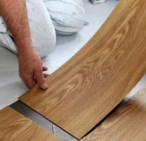 ارضيات pvc تجديد بلاط قديم في وقت قصير الوان متعدده متوفر اكتر من 100لون متوفر جميع الارضيات باشكال