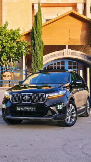 الحبه المميزه والفخمه كيا سورينتو فل الفل دفع رباعي بانوراما