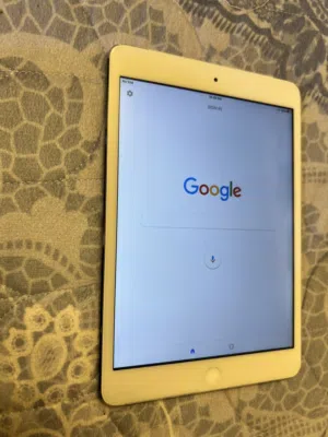 Apple iPad 5 32 GB in Baghdad