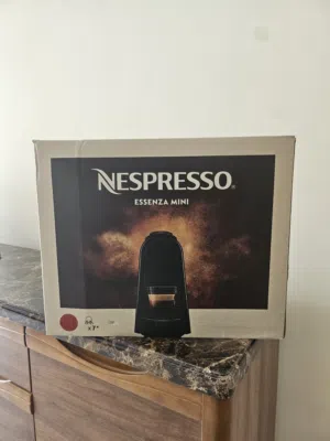 NESPRESSO ESSENZA MINI Coffee Machine - Brand New in Box espresso machine مكينة قهوة مكينة اسبرسوا