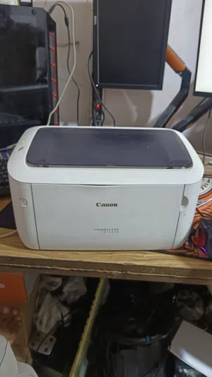طابعه canon LBP6030 الطابعه نضيفه طابعه فقط