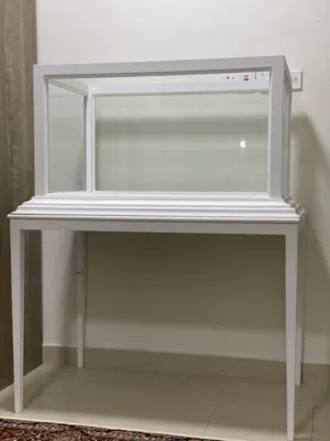 طاولة دزة وديكور