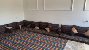 جلسة عربية أرضية