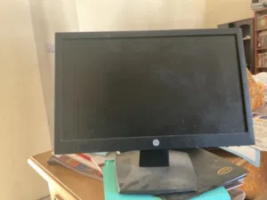 23 Dell monitors for sale  in Al Dhahirah