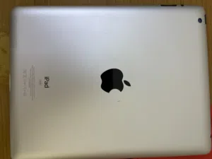 للبيع iPad الجيل الرابع 64GB