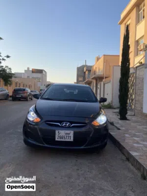 اكسنت كندية موديل 2012
