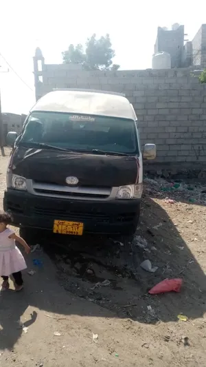 Used Toyota Hiace in Al Hudaydah