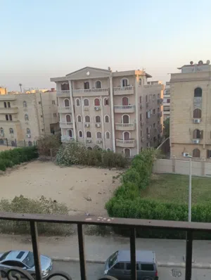 فرصة مميزة شقة للبيع بالحي الأول العبور - بحري ناصية - 3غرف فيو مفتوح