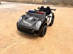 للبيع سيارة شرطة للأطفال تعمل على البطارية