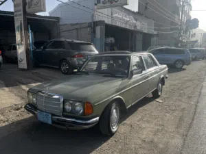 مرسيدس 230E موديل 1982