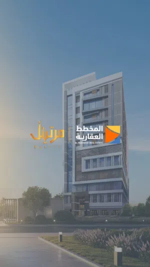 شقة للبيع غرفتين وصالة بتشطيب VIP  اول خط من شارع نستو ، المعبيلة