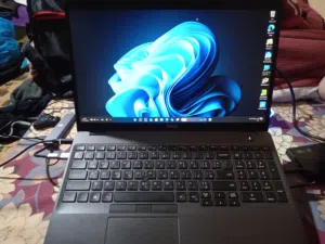 لابتوب DELL هاردسك 500G HDD خارجي السماعة فاصلة  باقي المواصفات موجودة في الصورة