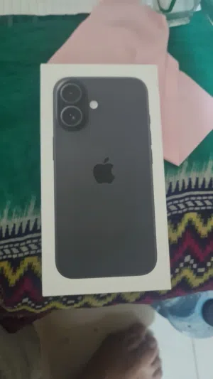 Apple iPhone 16 128 GB in Muscat