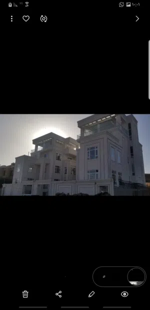 15 m2 More than 6 bedrooms Villa for Sale in Sana'a Asbahi