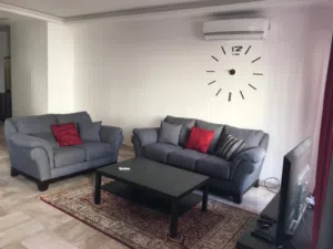 شقة مفروشة للإيجار في الصويفية - ref : 14643
