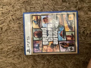 دسكة GTA5 مستعملة للبيع