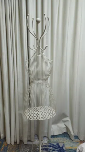 ستاند مانيكان