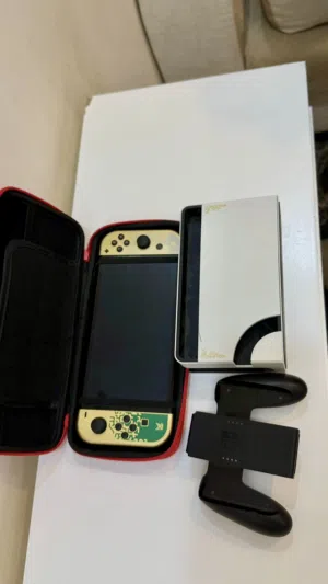 للبيع نيتندو سوتش يرجى قراءة الوصف جيداً