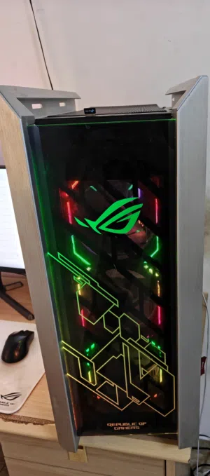 السعر نهائي Asus ROG strix Helios white edition