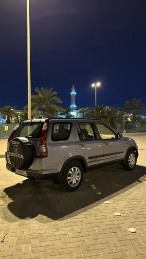للبيع CRV  2004 نظيف وتم عمل صيانه كامله